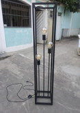 اباژور مدرن فلزی کنار سالنی R102
