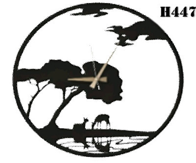 ساعت دیواری مدرن لیزری فلزی زیبا  طرح گوزن H447